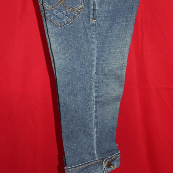 CAPRI Jeans - BNY Bunny Jeans - Picture 1 of 4